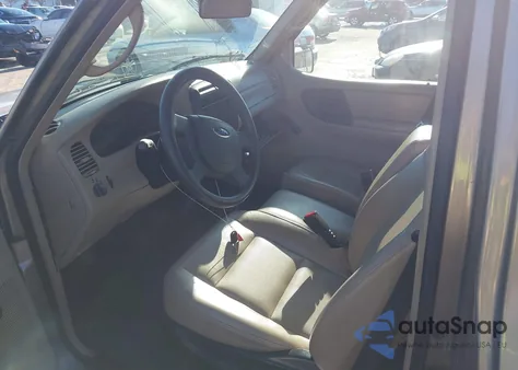 2004 Ford Ranger Xl/Xlt z USA, uszkodzony, nr VIN 1FTYR10D14PA01284